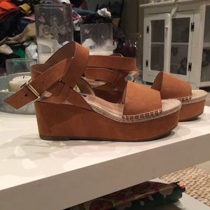 Tan wedges